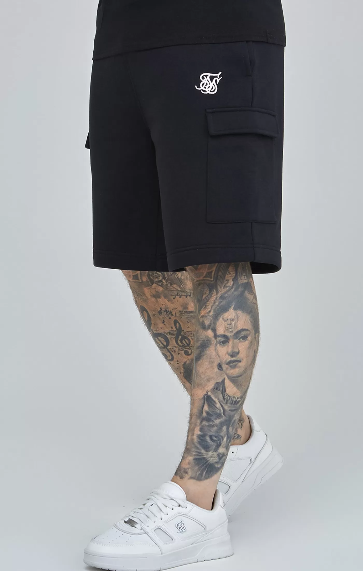 Hot Black Essential Cargo Polec Short Szorty